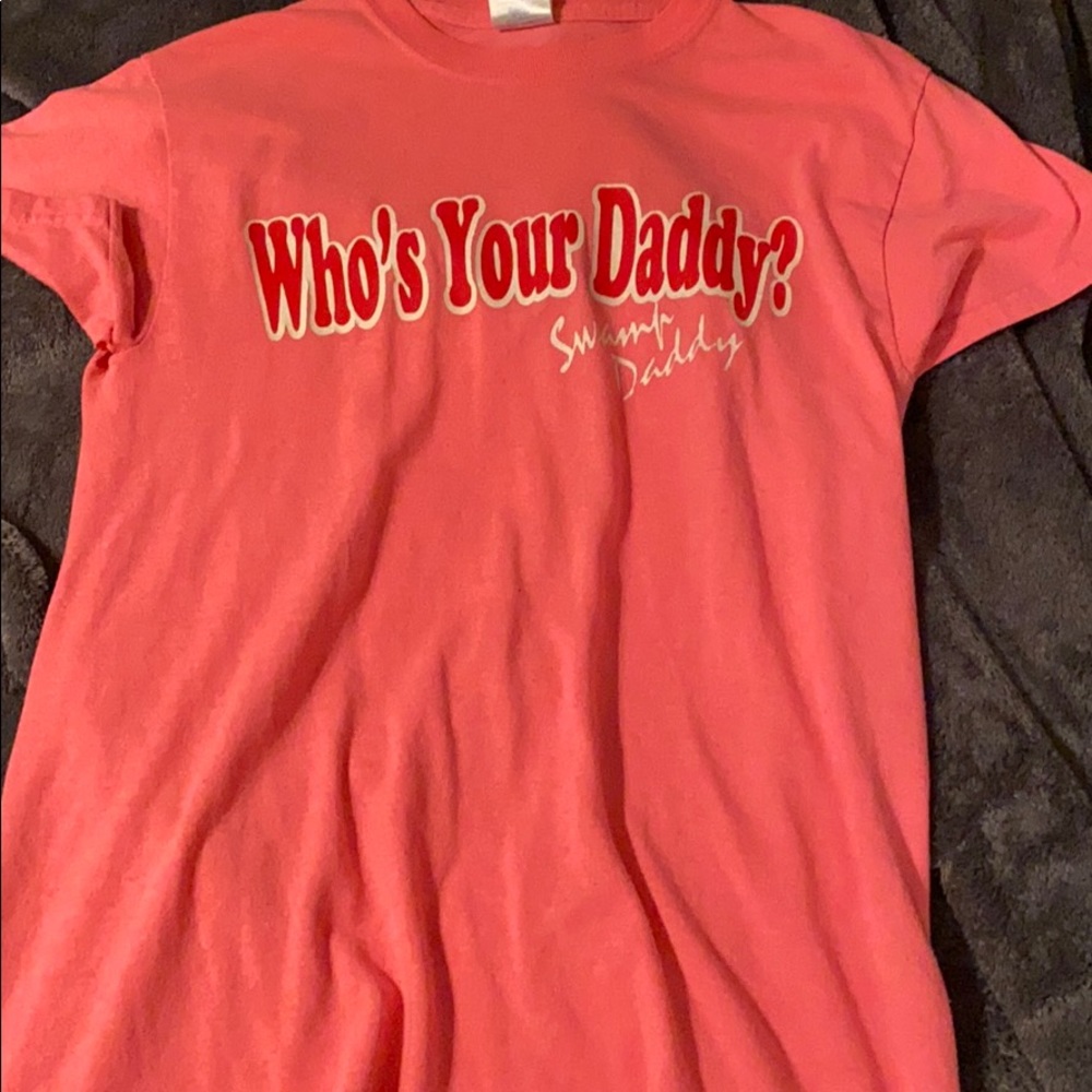 Pink t shirt
